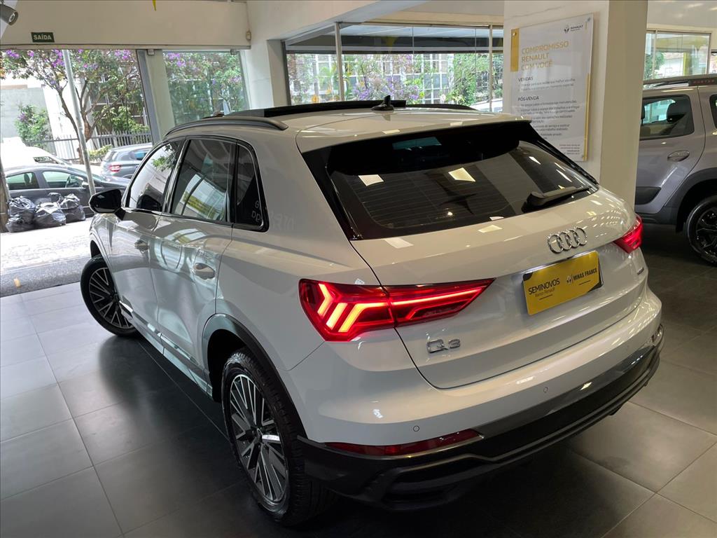 Q3 2.0 40 TFSI GASOLINA PERFORMANCE BLACK QUATTRO TIPTRONIC5