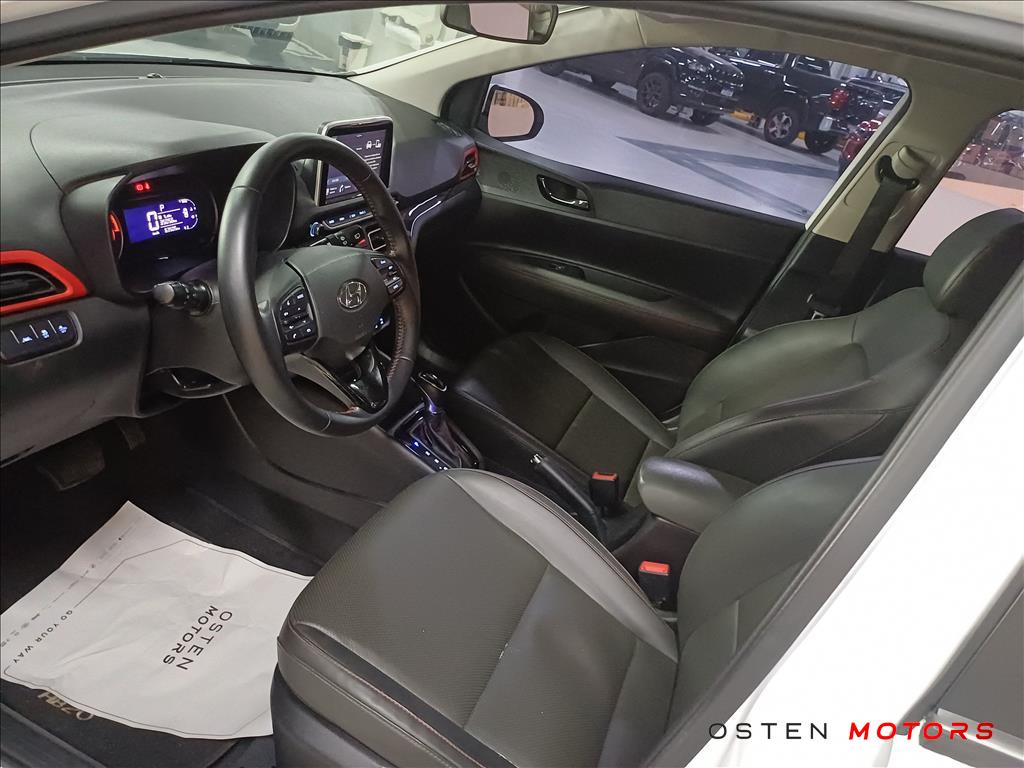 Hyundai-HB20X-1.6 16V FLEX DIAMOND AUTOMÁTICO