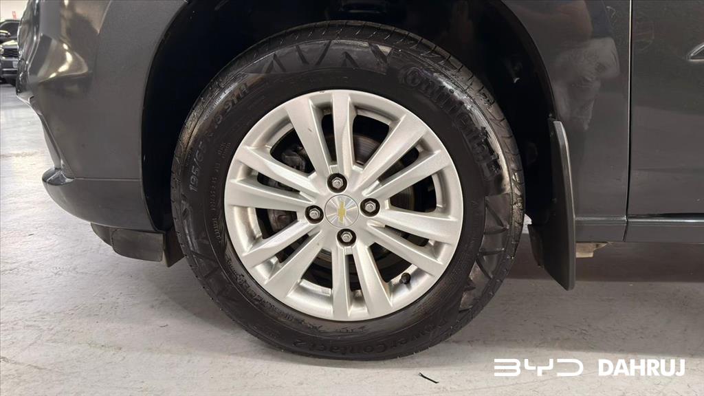 SPIN 1.8 LT 8V FLEX 4P MANUAL10