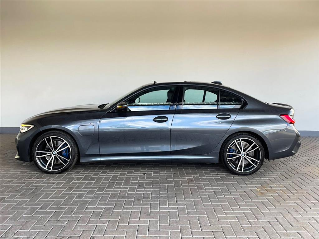 330e 2.0 16V TURBO HÍBRIDO M SPORT AUTOMÁTICO1