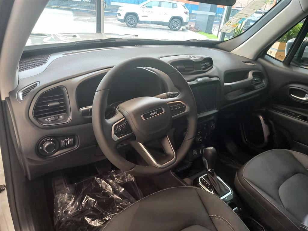 RENEGADE 1.3 T270 TURBO FLEX LONGITUDE AT68