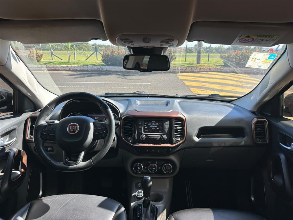 TORO 2.0 16V TURBO DIESEL VOLCANO 4WD AT98