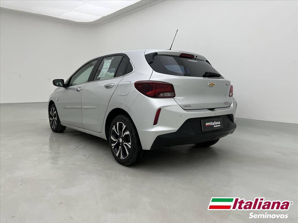 ONIX 1.0 TURBO FLEX PREMIER AUTOMÁTICO2