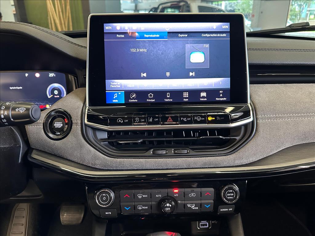 COMMANDER 1.3 T270 TURBO FLEX LIMITED AT610