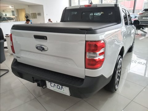 Ford-MAVERICK-2.5 HYBRID LARIAT e-CVT