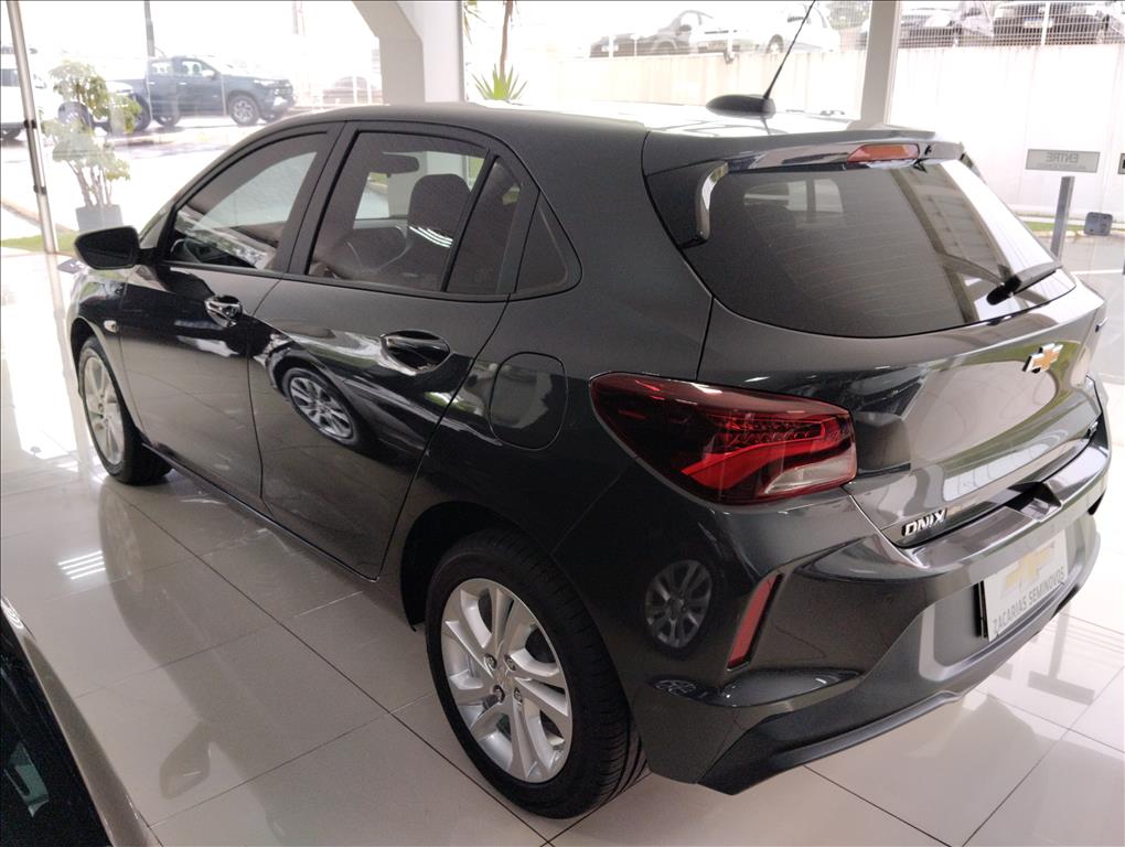 ONIX 1.0 TURBO FLEX LTZ AUTOMÁTICO3