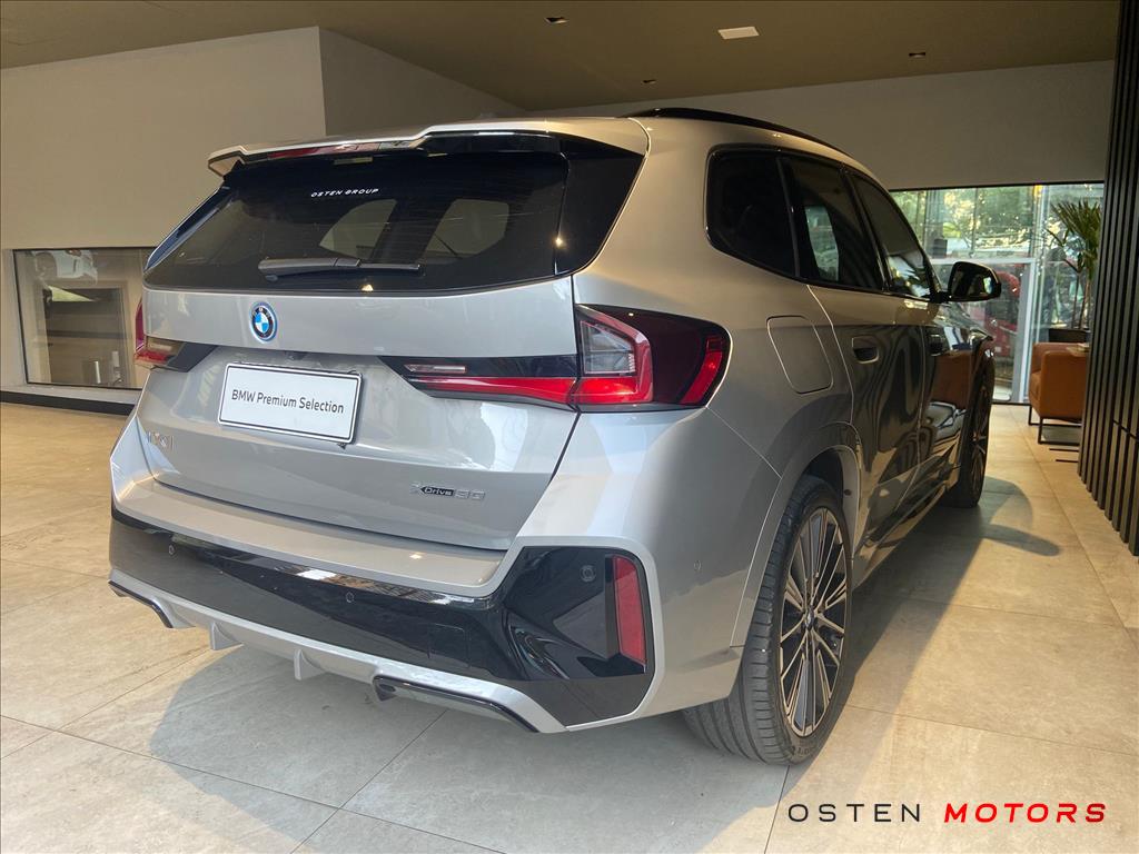 BMW-iX1-ELÉTRICO XDRIVE30 M SPORT