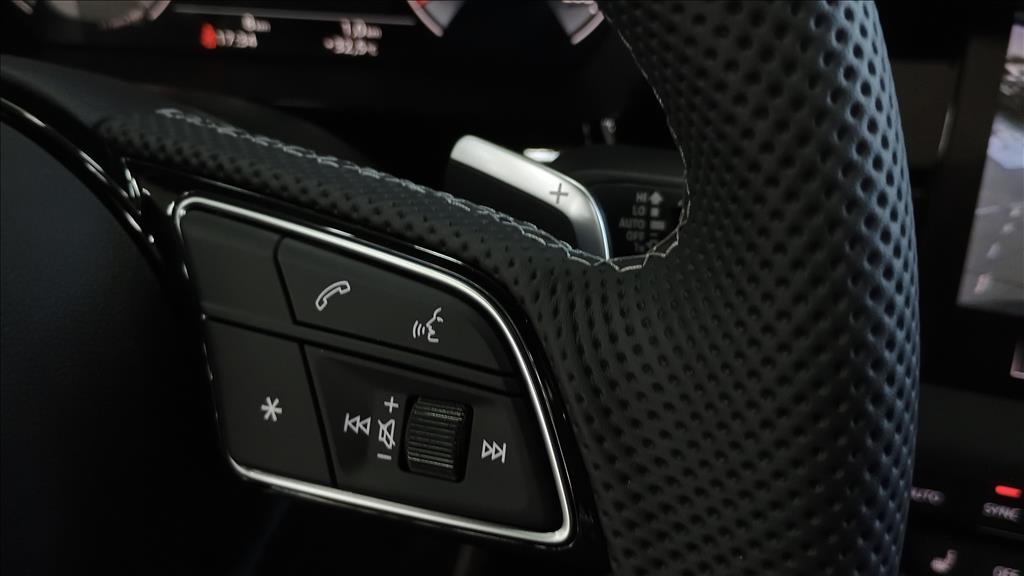 A3 2.0 40 TFSI GASOLINA SEDAN PERFORMANCE BLACK S-TRONIC12