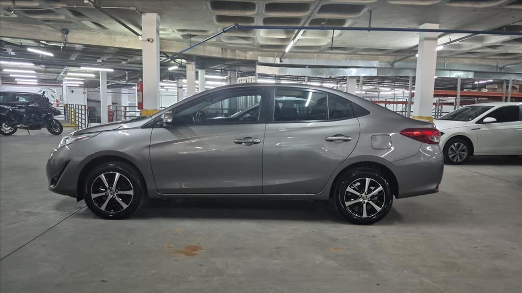 YARIS 1.5 16V FLEX SEDAN XS MULTIDRIVE1