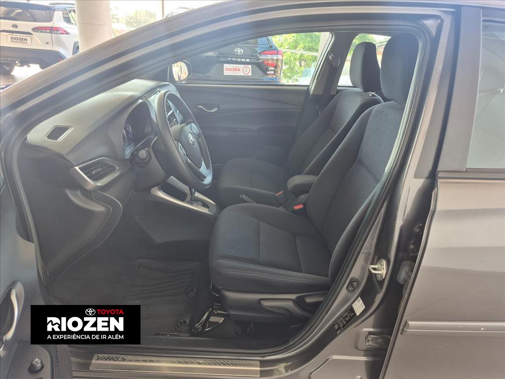 YARIS 1.5 16V FLEX SEDAN XL PLUS CONNECT MULTIDRIVE7