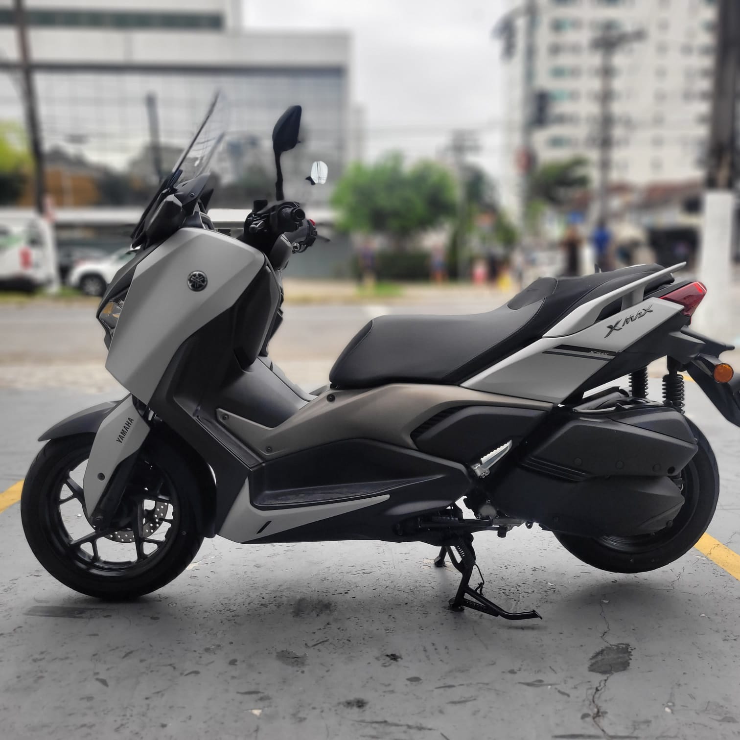 YAMAHA-XMAX-250 CONNECTED ABS