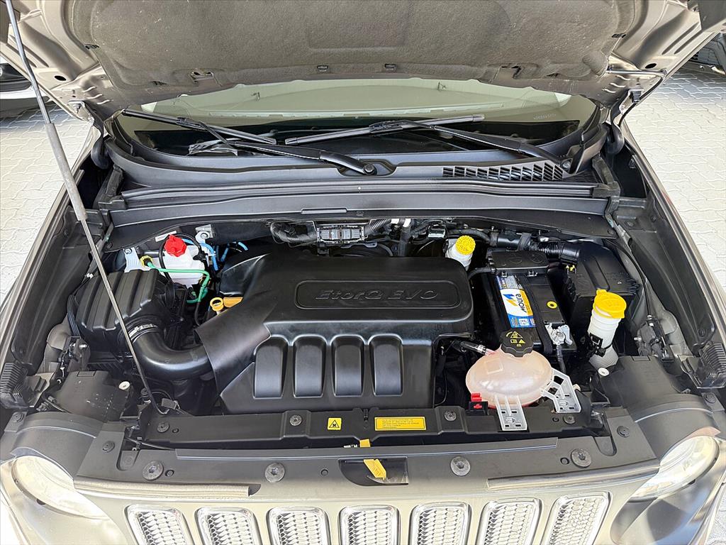 Jeep Renegade - 1.8 16V FLEX SPORT 4P MANUAL