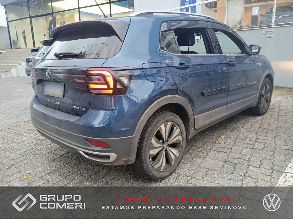 T-CROSS 1.4 250 TSI TOTAL FLEX HIGHLINE AUTOMÁTICO3