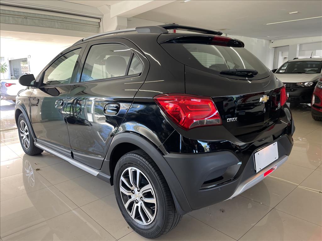 ONIX 1.4 MPFI ACTIV 8V FLEX 4P MANUAL ONIX 1.4 MPFI ACTIV 8V FLEX 4P MANUAL