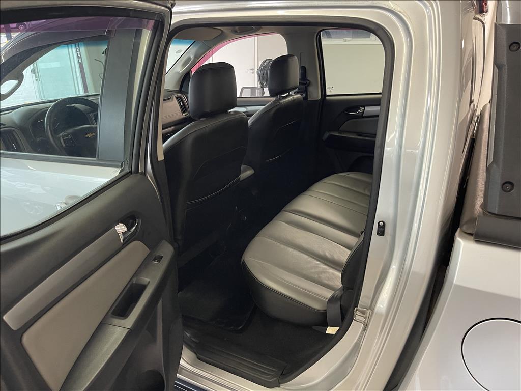 S10 2.5 LTZ 4X4 CD 16V FLEX 4P MANUAL S10 2.5 LTZ 4X4 CD 16V FLEX 4P MANUAL