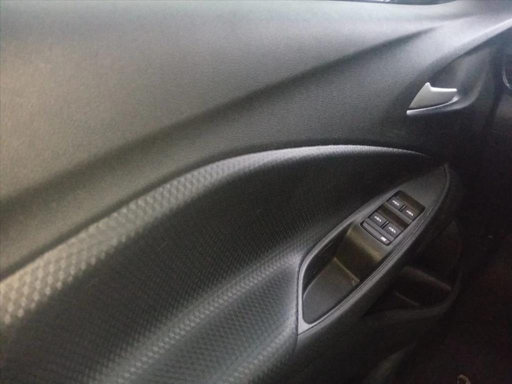 ONIX 1.0 TURBO FLEX AUTOMÁTICO