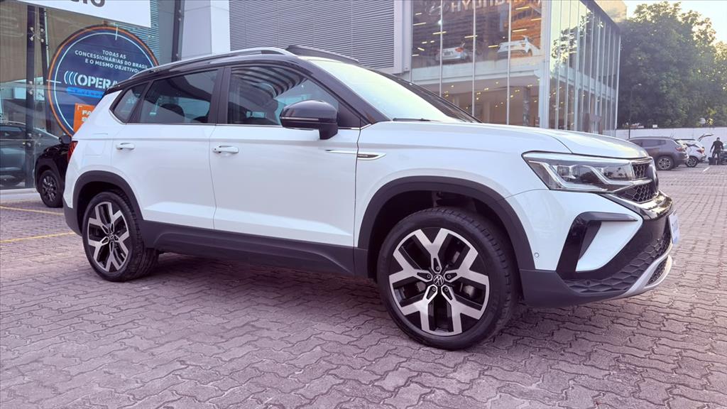 TAOS 1.4 250 TSI TOTAL FLEX HIGHLINE AUTOMÁTICO5