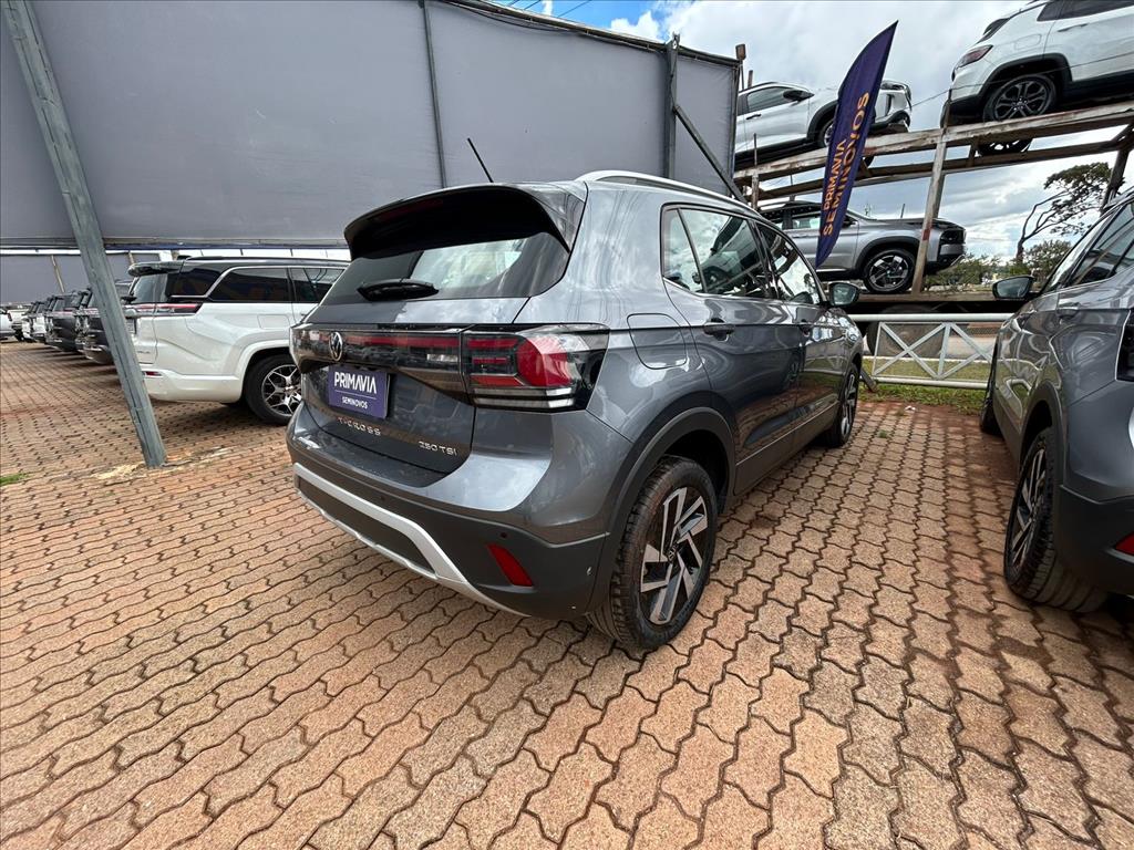 T-CROSS 1.4 250 TSI TOTAL FLEX HIGHLINE AUTOMÁTICO3