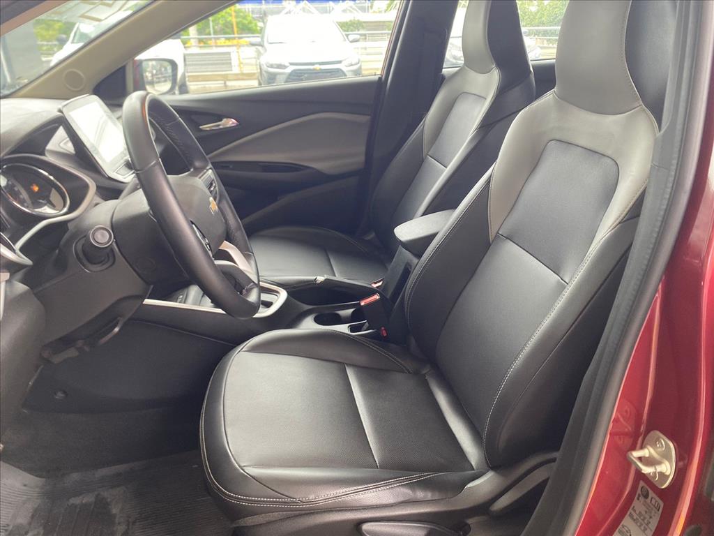 ONIX PLUS 1.0 TURBO FLEX PREMIER AUTOMÁTICO9