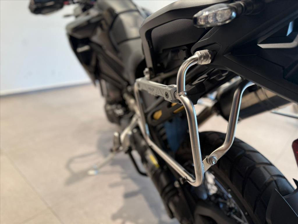 TRIUMPH-TIGER-1200 BLACK EDITION
