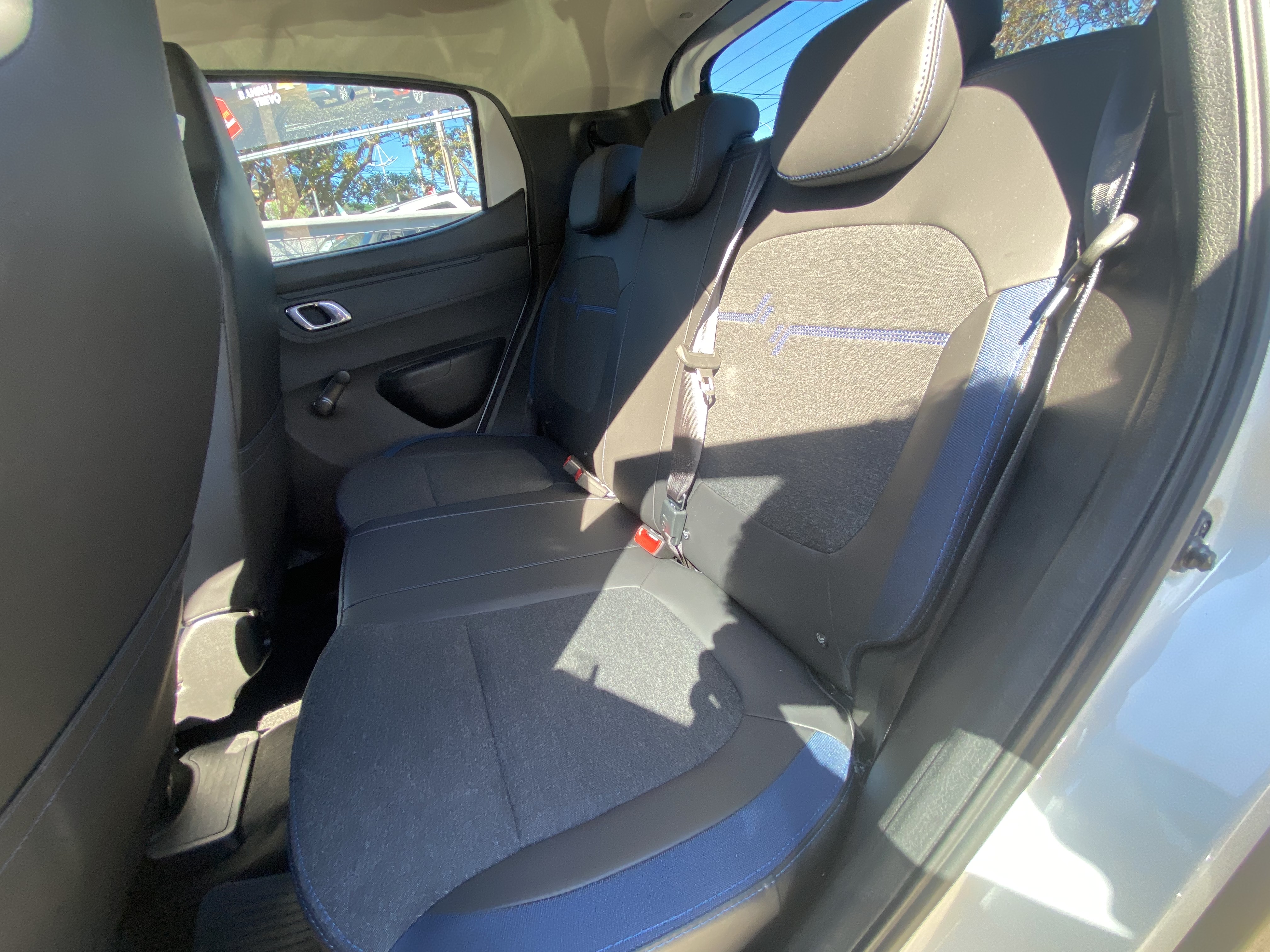 KWID 1.0 12V SCE FLEX INTENSE MANUAL10