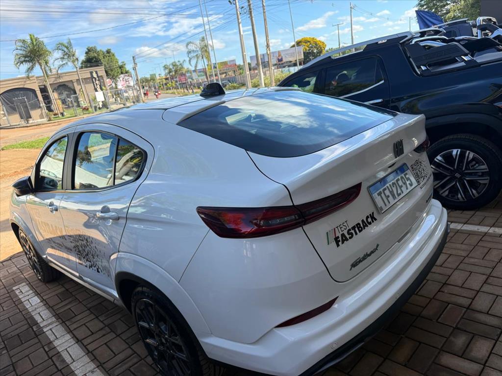 FASTBACK 1.0 TURBO 200 HYBRID IMPETUS CVT3