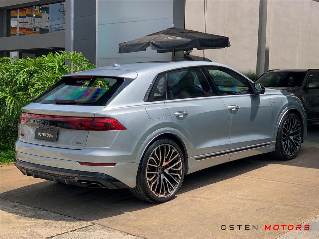 Audi-Q8-3.0 TFSI GASOLINA PERFORMANCE BLACK QUATTRO TIPTRONIC