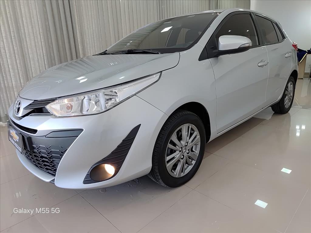 YARIS 1.3 16V FLEX XL PLUS TECH MULTIDRIVE1