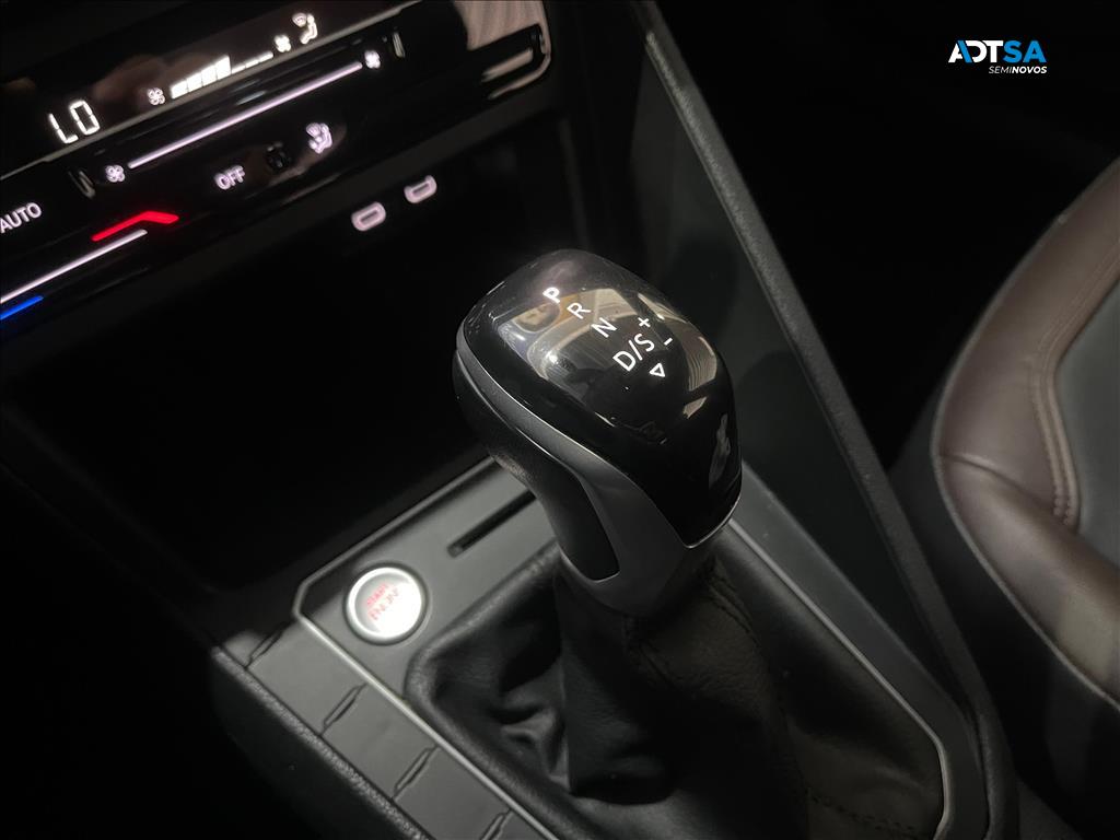 VOLKSWAGEN VIRTUS 1.0 200 TSI HIGHLINE AUTOMÁTICO