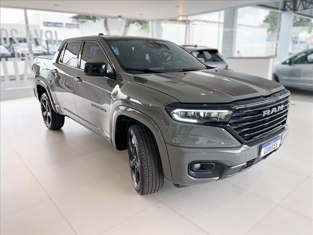 RAMPAGE 2.0 HURRICANE 4 TURBO GASOLINA R/T 4X4 AUTOMÁTICO2