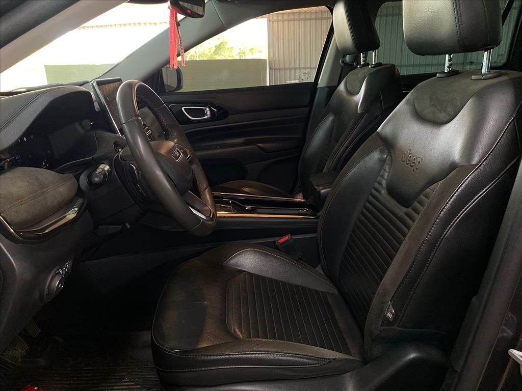 COMMANDER 1.3 T270 TURBO FLEX LIMITED AT67