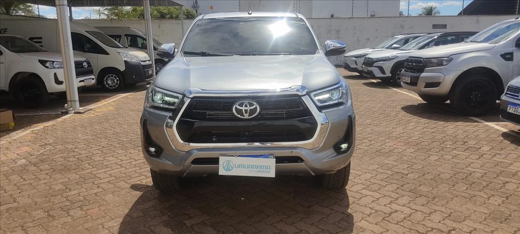 HILUX 2.8 D-4D TURBO DIESEL CD SRX 4X4 AUTOMÁTICO1