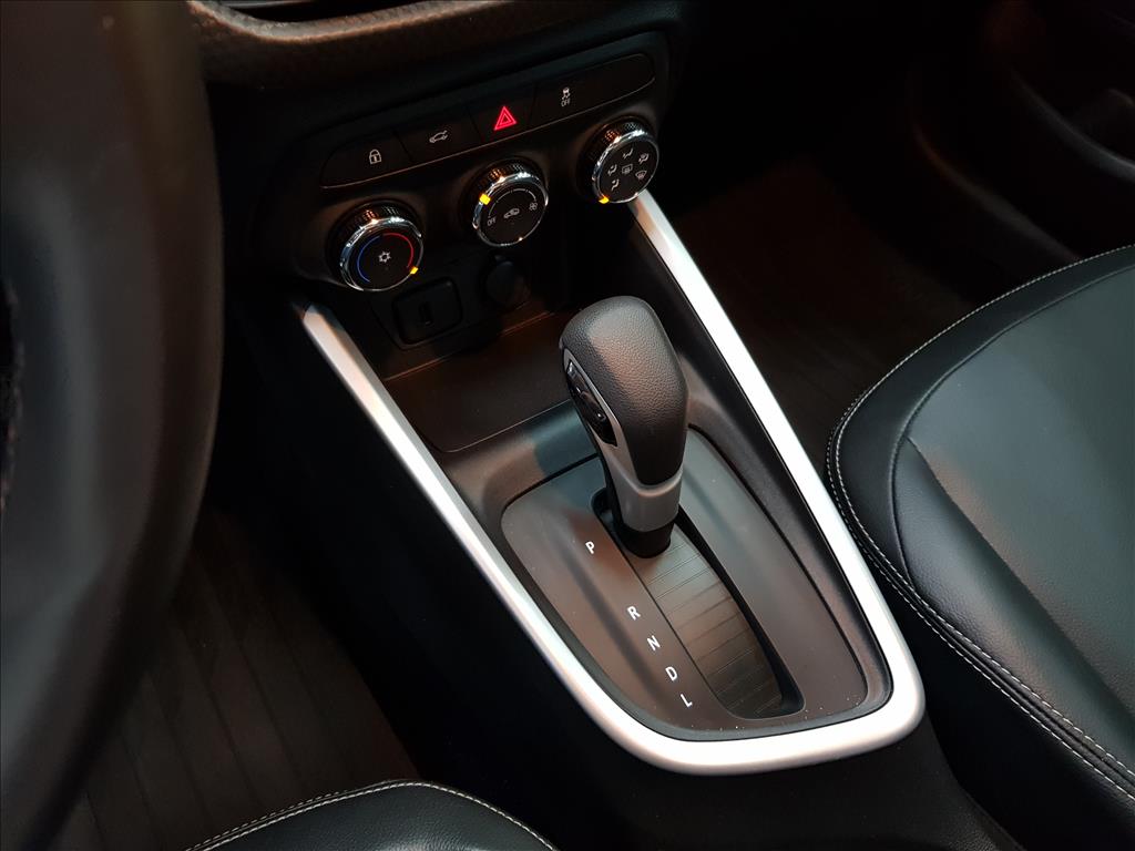 ONIX PLUS 1.0 TURBO FLEX LTZ AUTOMÁTICO