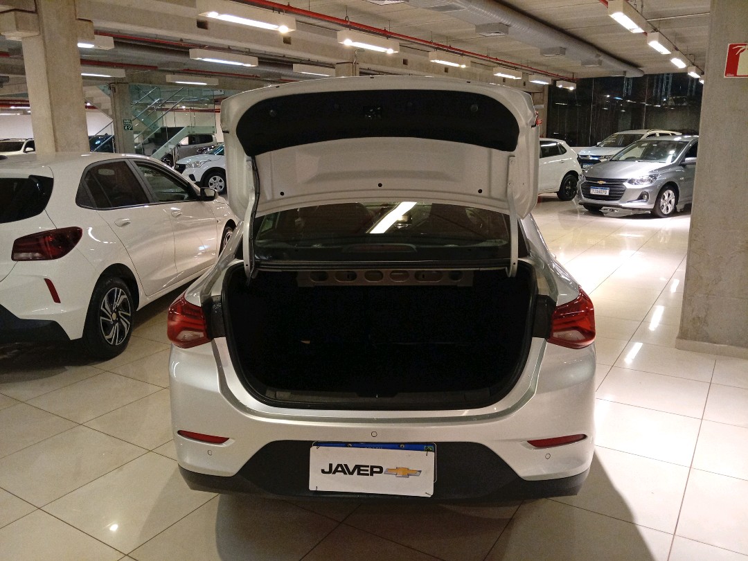 GM - Chevrolet-ONIX PLUS-1.0 TURBO FLEX LTZ MANUAL
