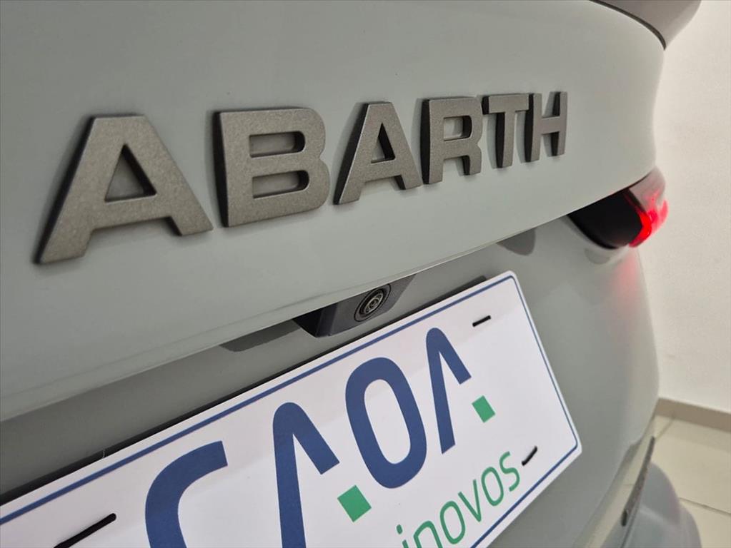 Fiat-FASTBACK-1.3 TURBO 270 FLEX ABARTH AT6