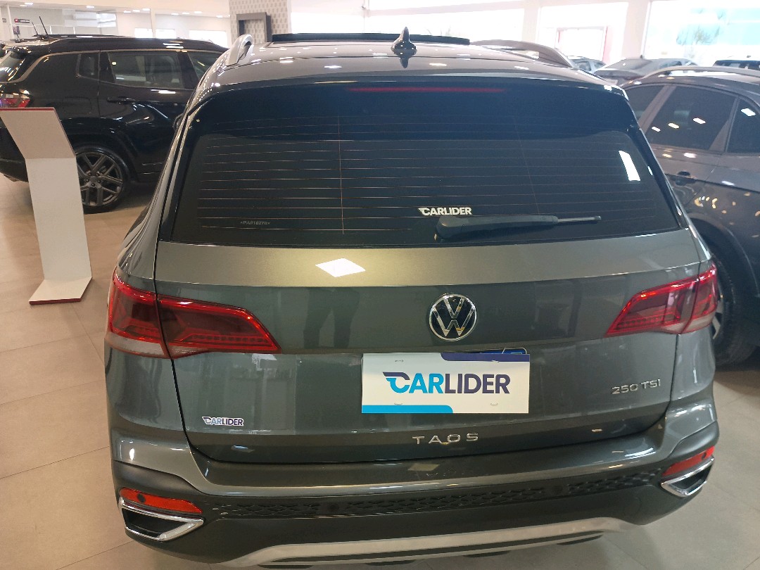 TAOS 1.4 250 TSI TOTAL FLEX HIGHLINE AUTOMÁTICO1