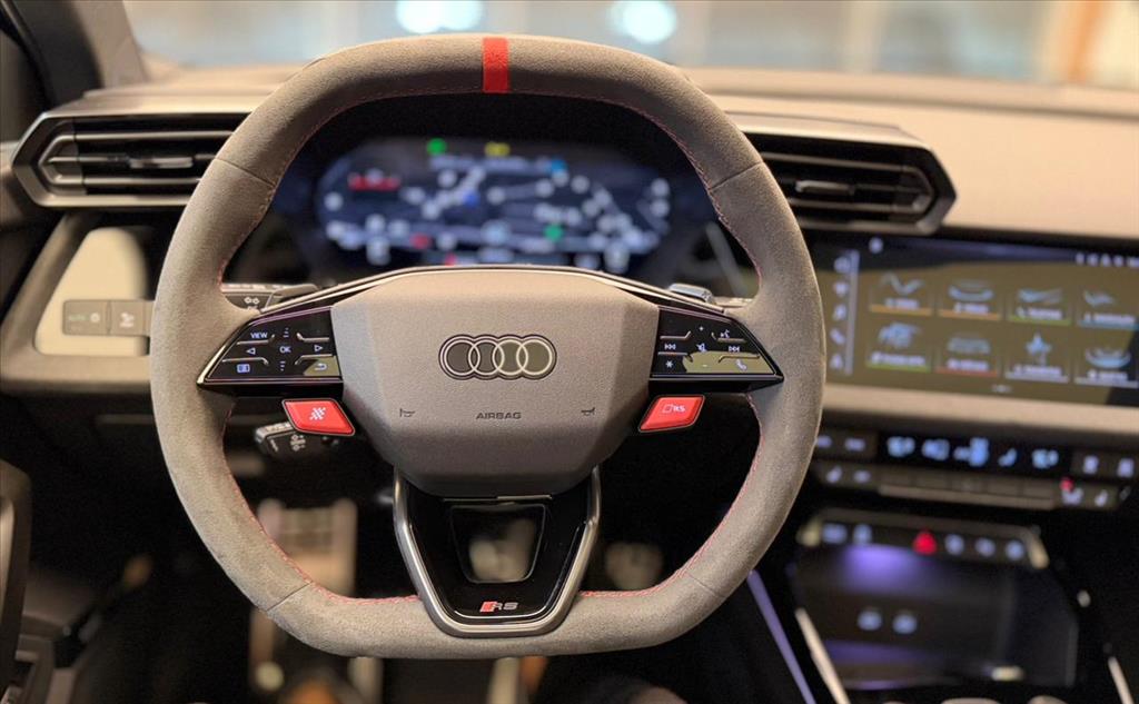 RS3 2.5 TFSI GASOLINA SEDAN TRACK QUATTRO S-TRONIC4