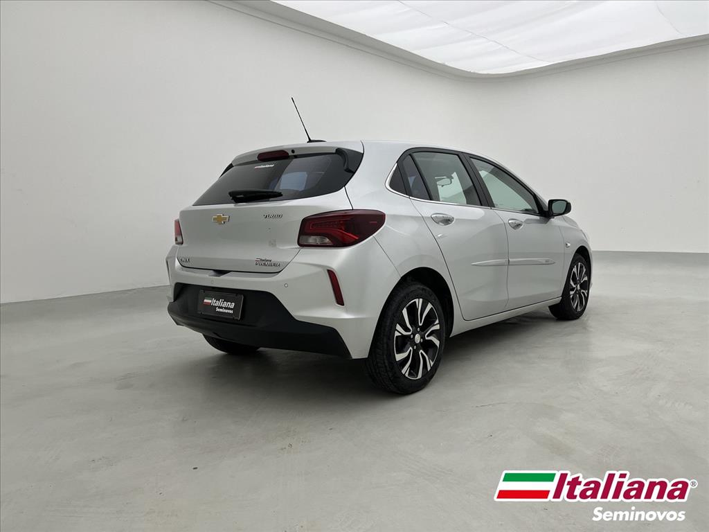 ONIX 1.0 TURBO FLEX PREMIER AUTOMÁTICO4