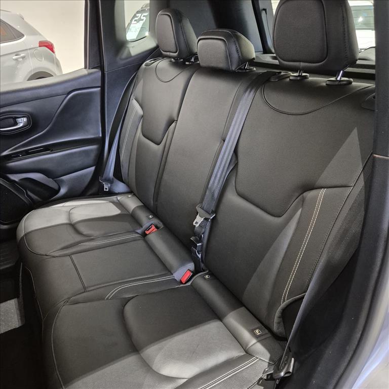 RENEGADE 1.8 16V FLEX LONGITUDE 4P AUTOMÁTICO