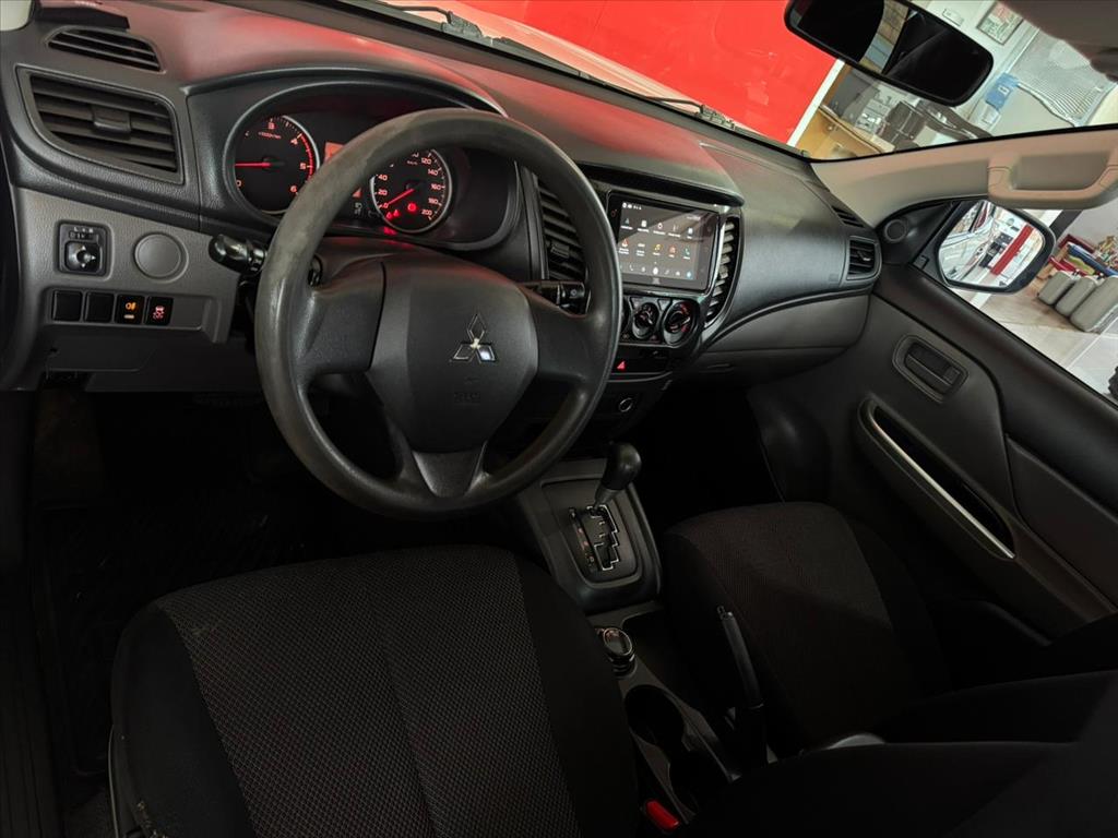 Mitsubishi-L200 TRITON-2.4 16V TURBO DIESEL OUTDOOR GLS CD 4X4 AUTOMÁTICO