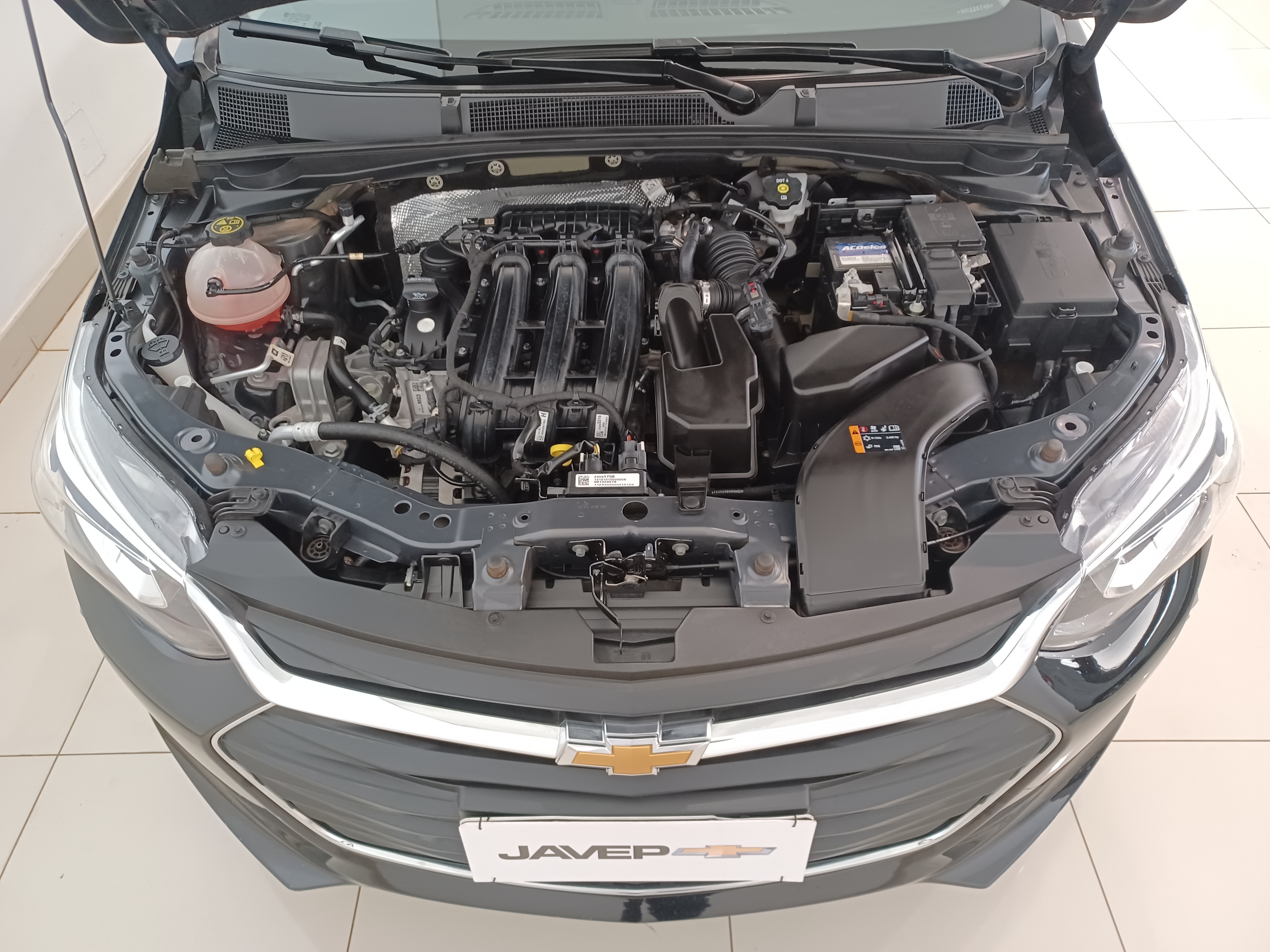 GM - Chevrolet-ONIX-1.0 FLEX LT MANUAL