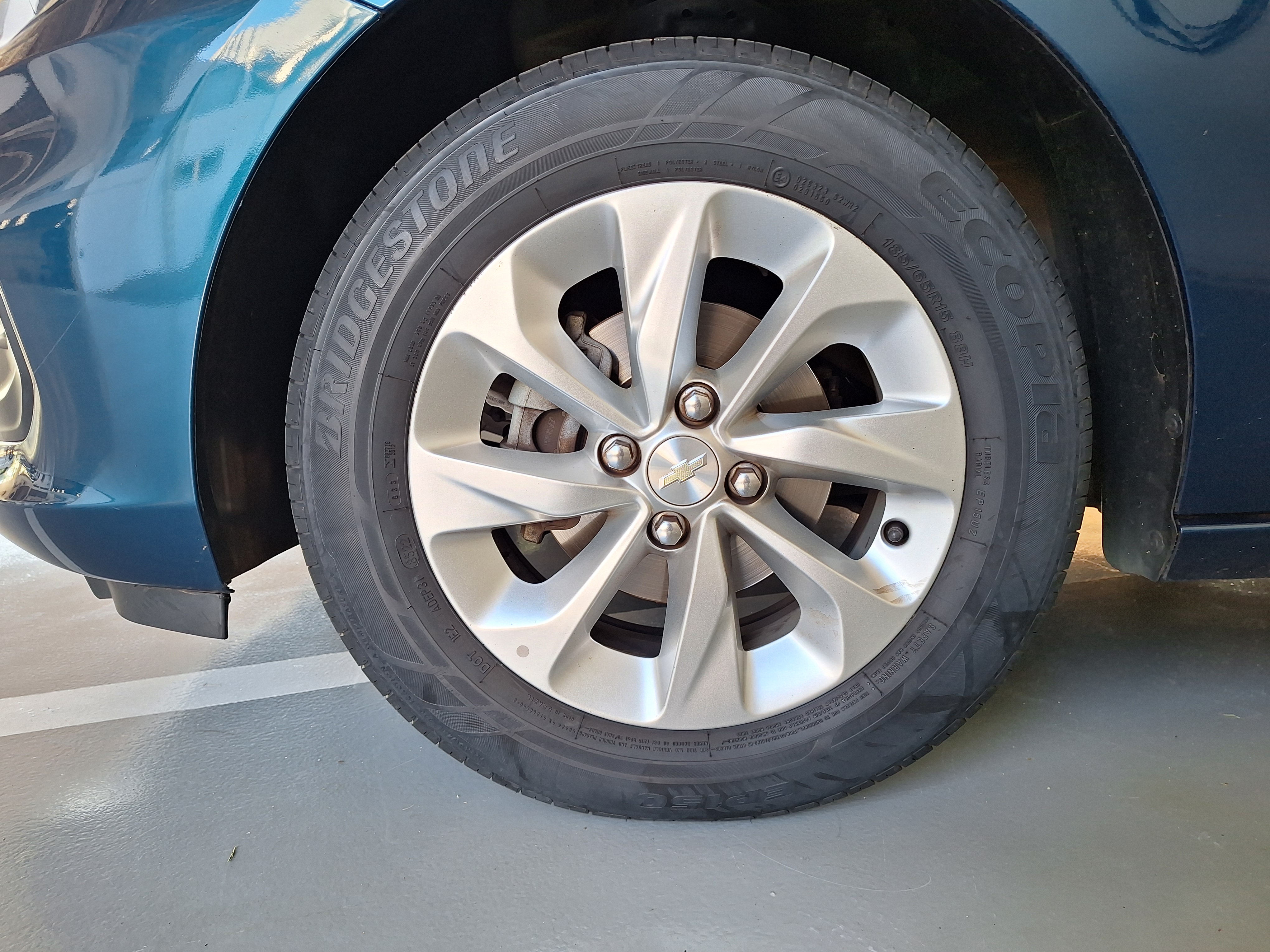 GM - Chevrolet-ONIX-1.0 FLEX LT MANUAL