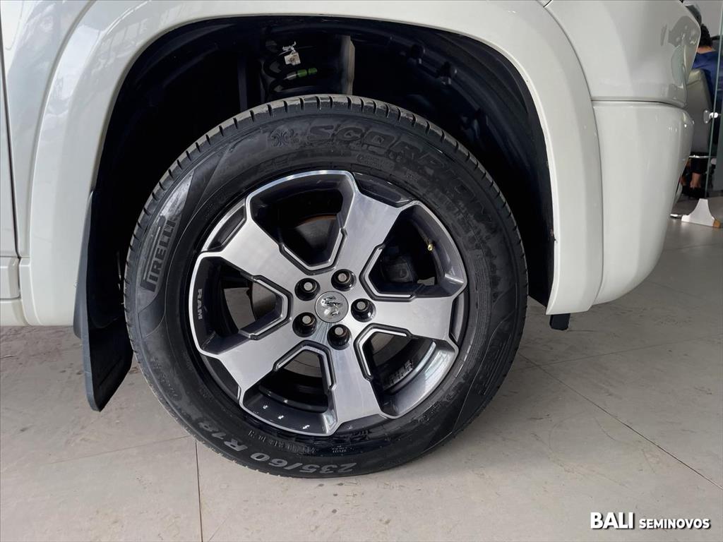 RAMPAGE 2.0 TURBO DIESEL LARAMIE 4X4 AUTOMÁTICO6