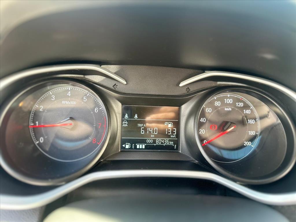 GM - Chevrolet-ONIX PLUS-1.0 FLEX LT MANUAL