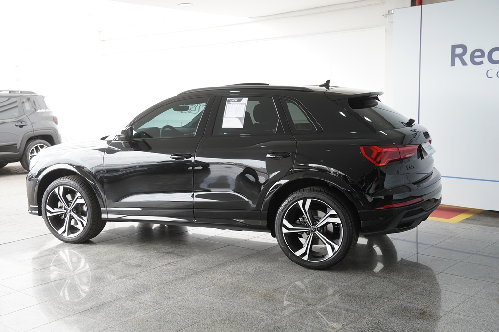 Q3 2.0 40 TFSI GASOLINA SPORTBACK PERFORMANCE BLACK PLUS QUATTRO TIPTRONIC9