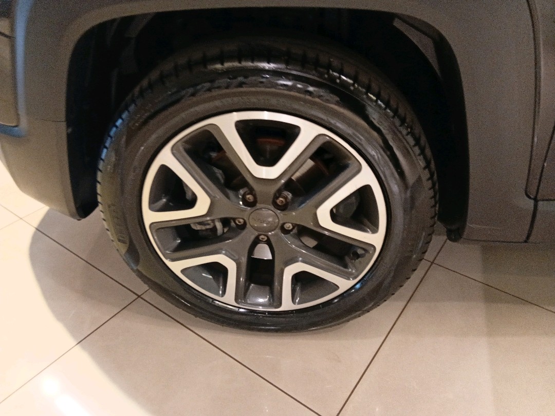 Jeep-RENEGADE-1.8 16V FLEX LONGITUDE 4P AUTOMÁTICO