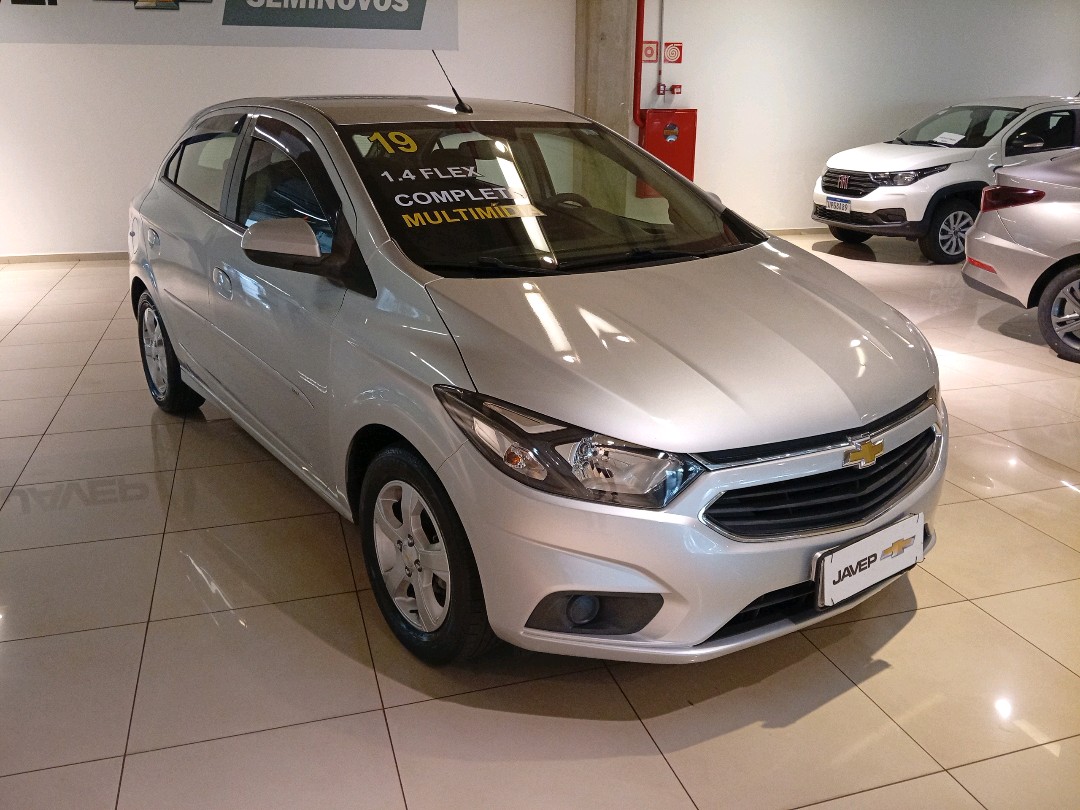 GM - Chevrolet-ONIX-1.4 MPFI LT 8V FLEX 4P MANUAL