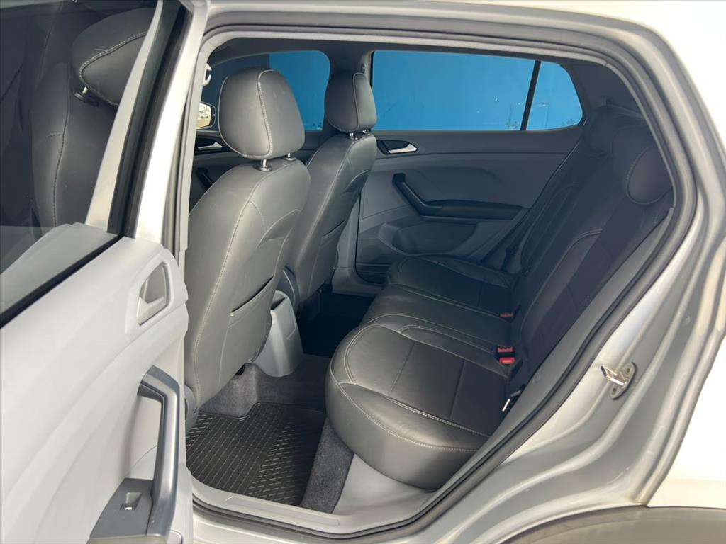 T-CROSS 1.0 200 TSI TOTAL FLEX SENSE AUTOMÁTICO13