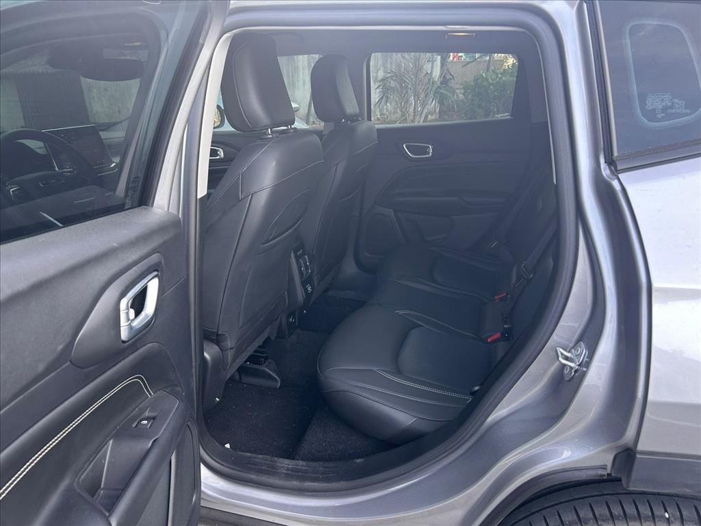 Jeep-COMPASS-1.3 T270 TURBO FLEX LONGITUDE AT6