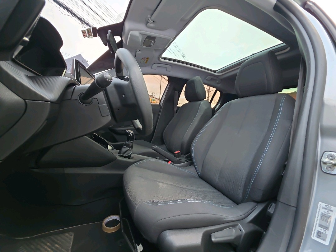 Peugeot-208-1.0 FIREFLY FLEX STYLE MANUAL